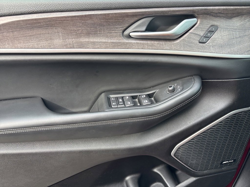 Used 2024 Jeep Grand Cherokee Limited 4xe image 27