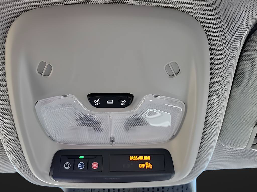 New 2027 Chevrolet Bolt LT w/ Comfort Package FWD image 21
