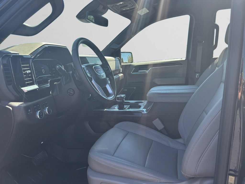 Used 2024 GMC Sierra 1500 SLT w/ SLT Premium Plus Package AWD/4WD image 19