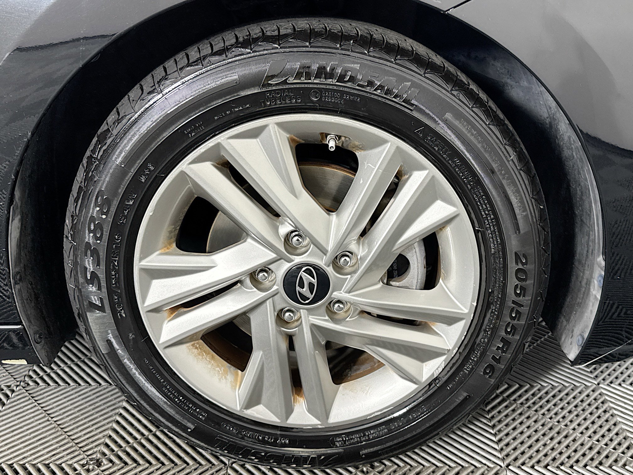 Used 2019 Hyundai Elantra SEL image 30