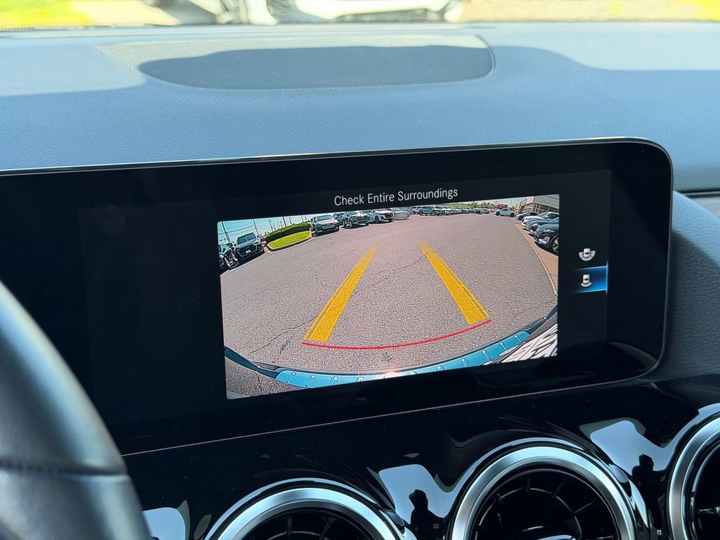 Used 2023 Mercedes-Benz GLA 250 4MATIC image 28