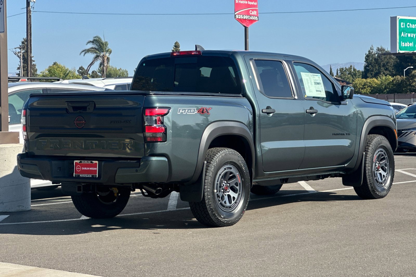 New 2027 Nissan Frontier PRO-4X w/ Pro Premium Package AWD/4WD image 4