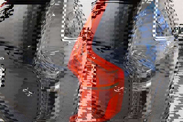 Used 2024 Volvo XC90 B6 Plus image 12