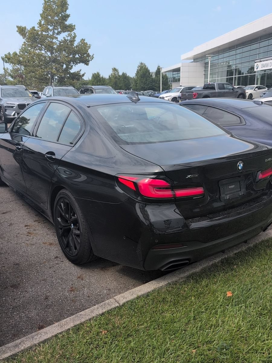 Used 2021 BMW 540i xDrive w/ M Sport Package AWD/4WD image 3