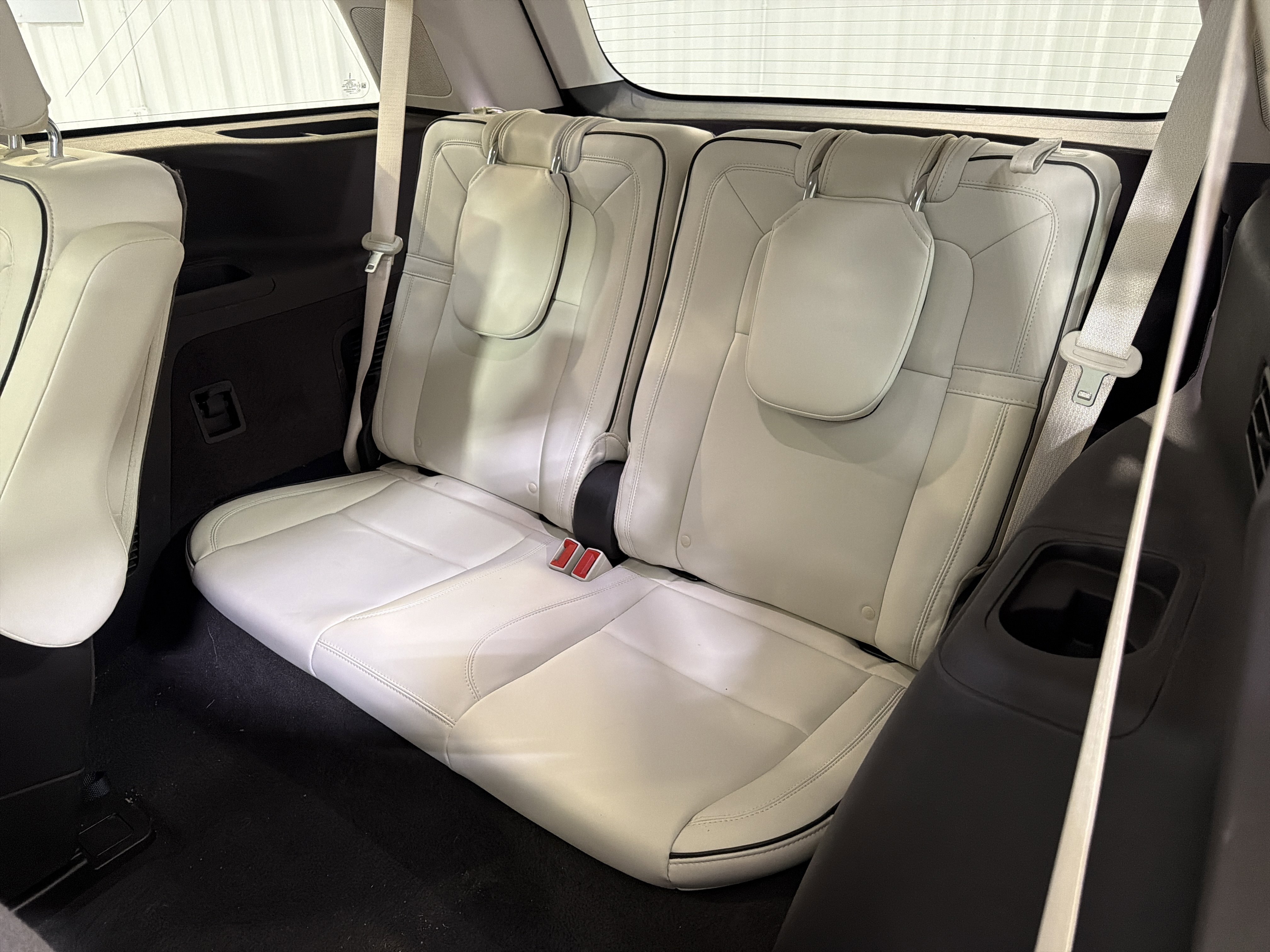 Used 2023 Lincoln Aviator Black Label AWD/4WD image 11