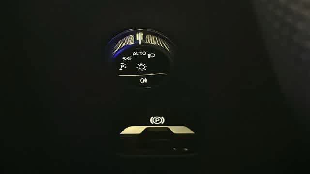 Certified 2026 Mercedes-Benz GLC 300 4MATIC image 17
