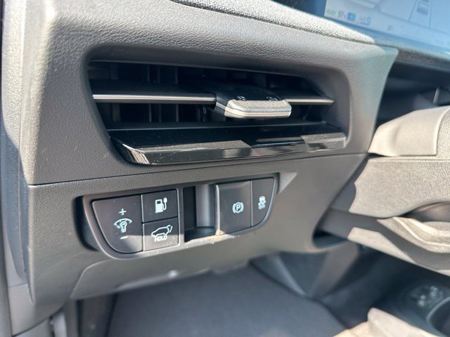Used 2023 Kia EV6 Wind w/ Wind Technology Package AWD/4WD image 17