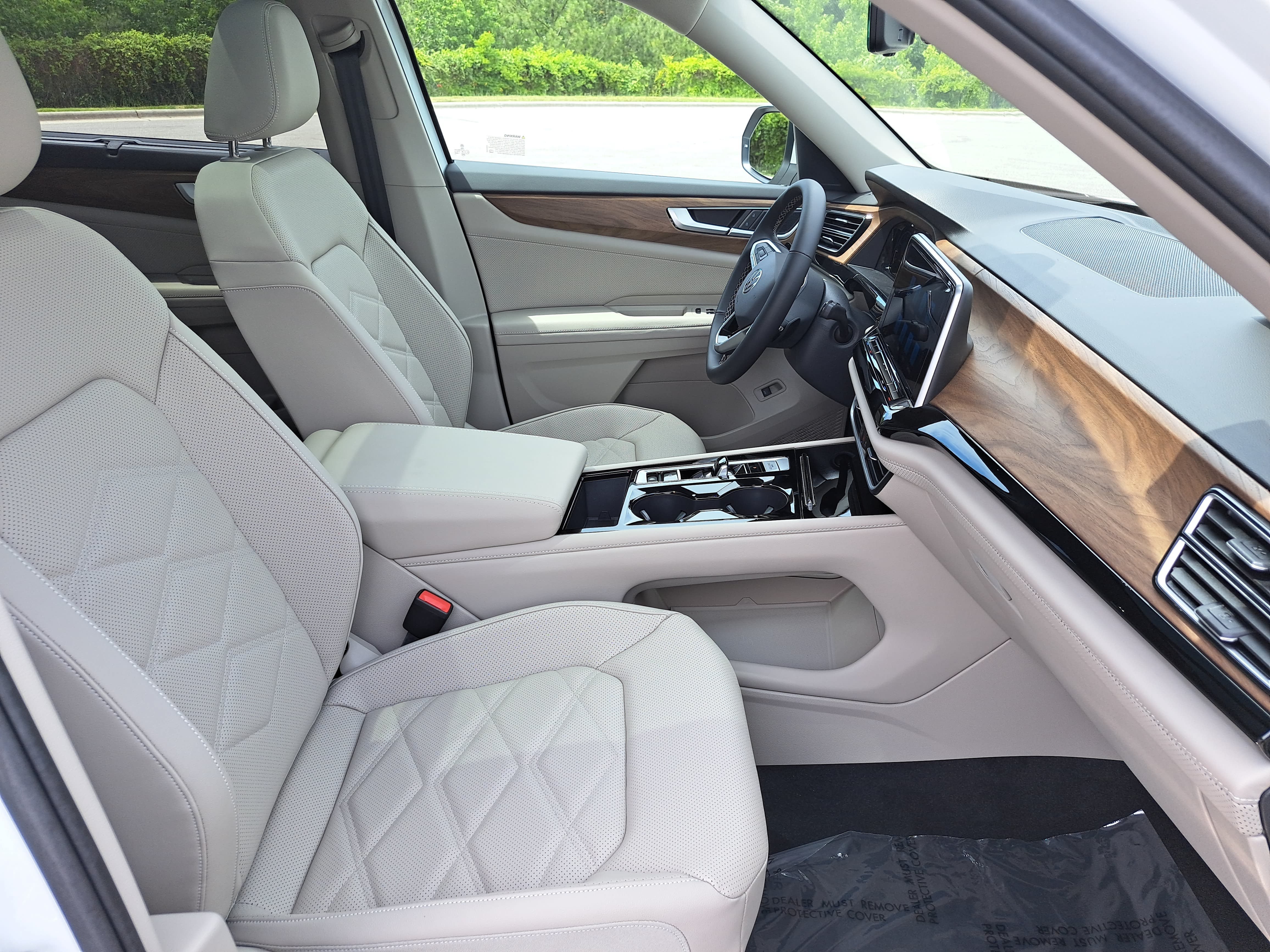 New 2026 Volkswagen Atlas SE FWD image 10