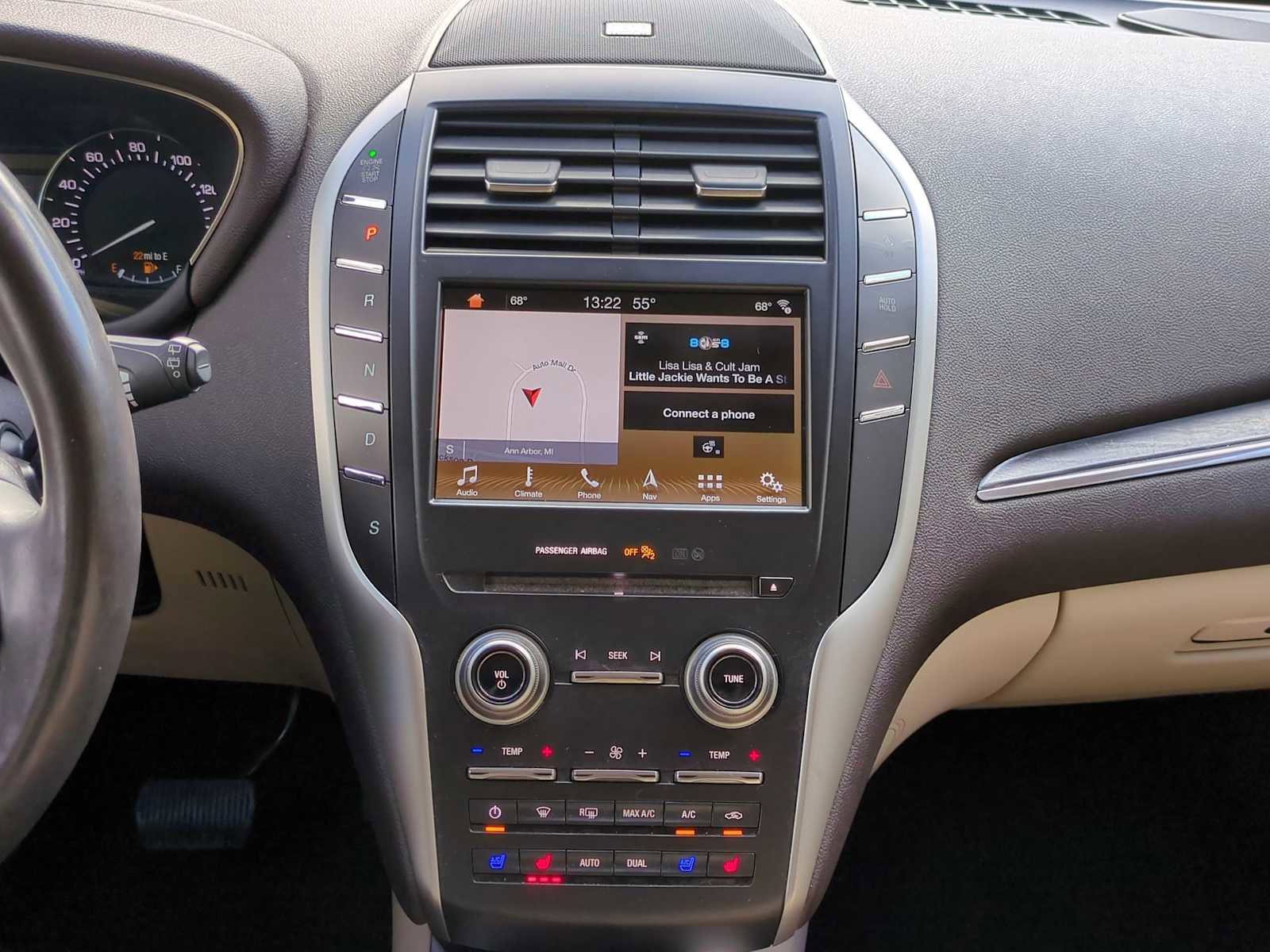 Used 2019 Lincoln MKC Reserve w/ MKC Climate Package image 29