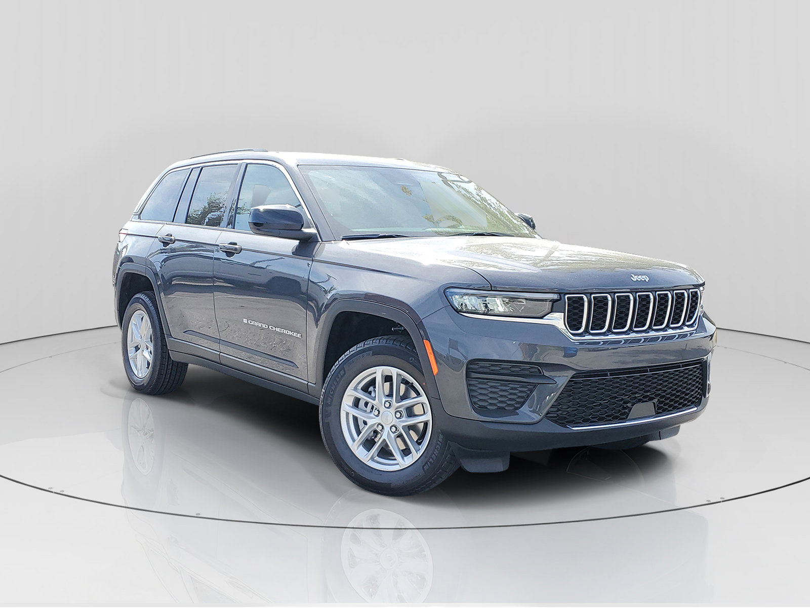 New 2025 Jeep Grand Cherokee Laredo X