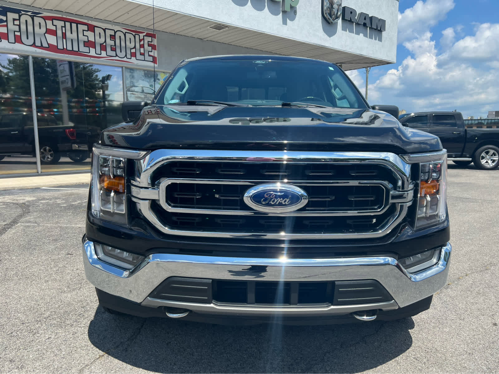 Used 2021 Ford F150 XLT w/ Equipment Group 302A High image 2