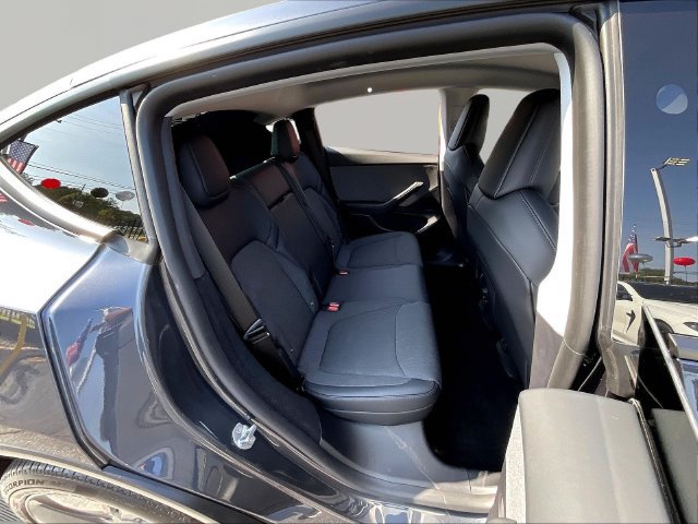 Used 2026 Tesla Model Y 2WD image 26