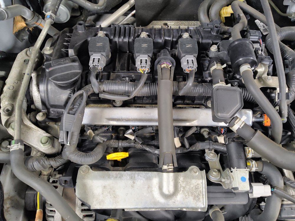 Used 2020 Nissan Kicks S FWD image 30
