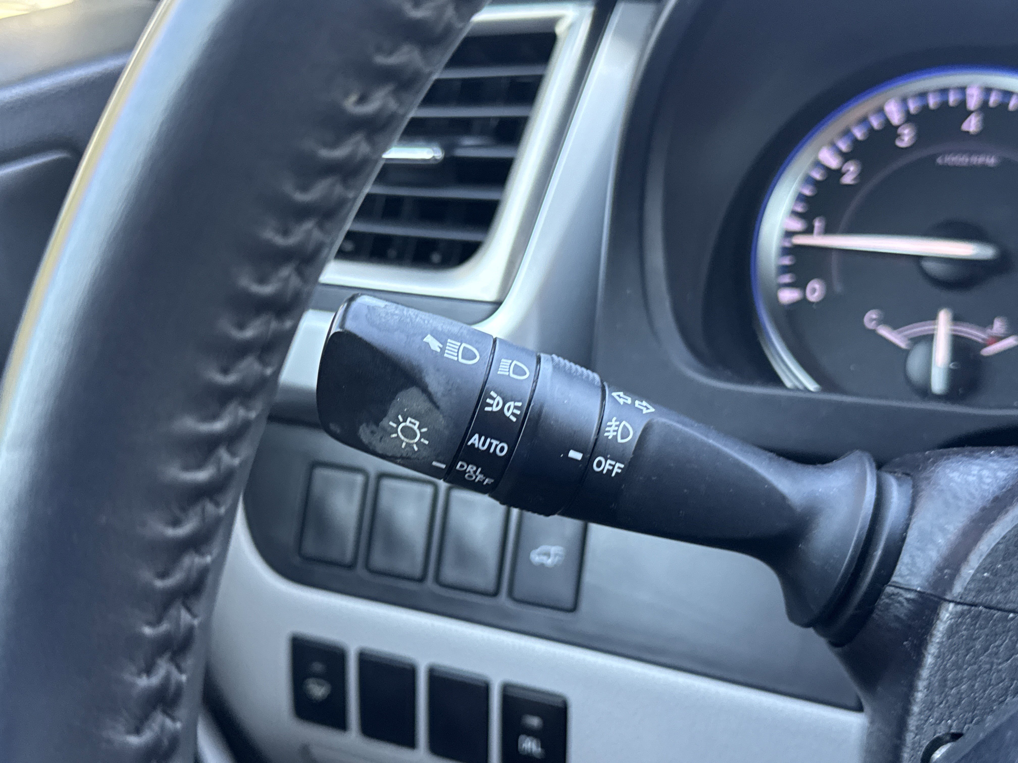 Used 2016 Toyota Highlander XLE FWD image 15