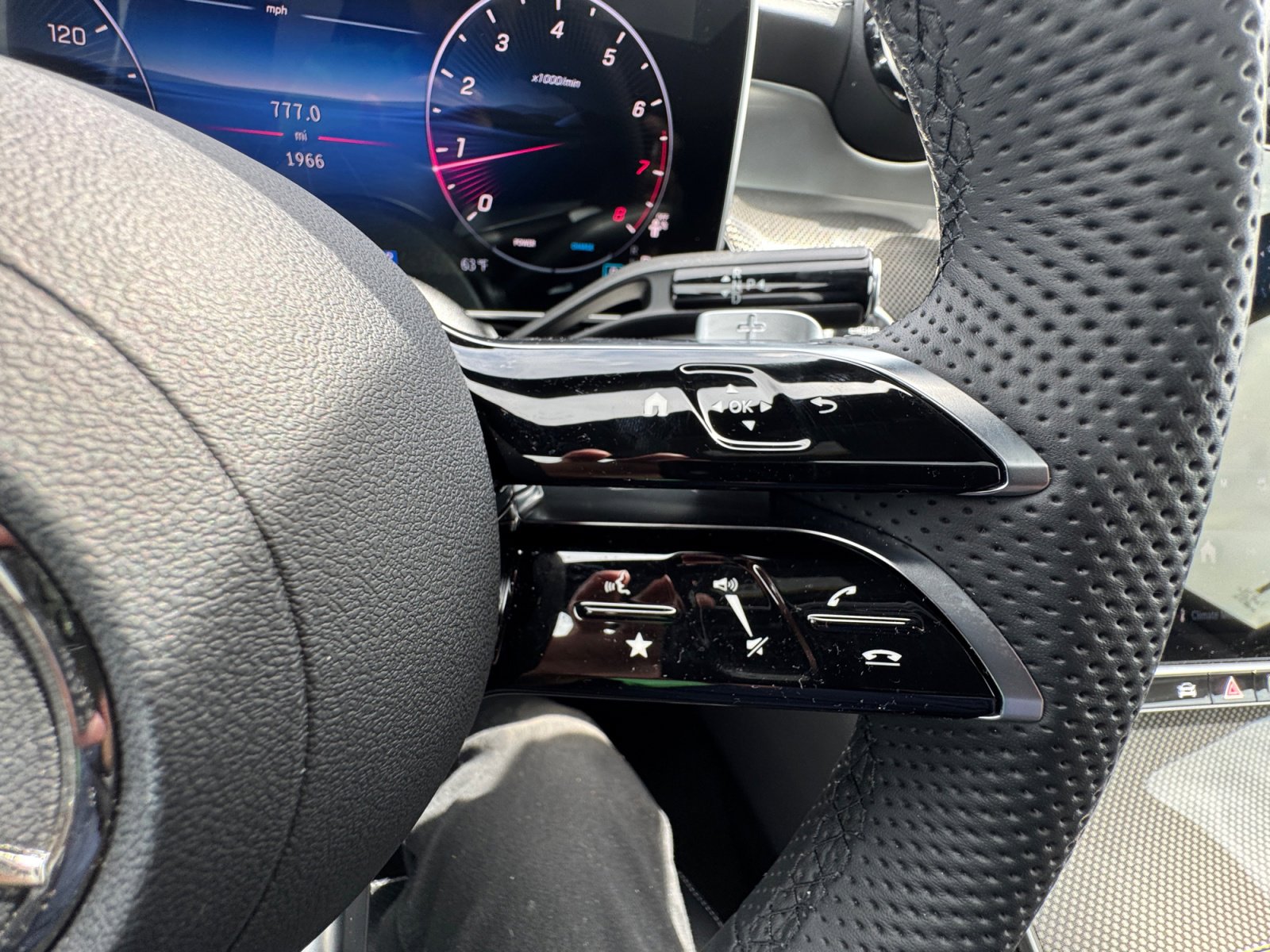 Certified 2026 Mercedes-Benz GLC 300 4MATIC image 31