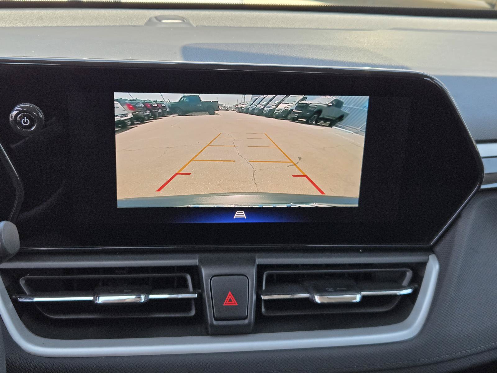 Used 2025 Chevrolet TrailBlazer LS w/ LS Confidence Package FWD image 8