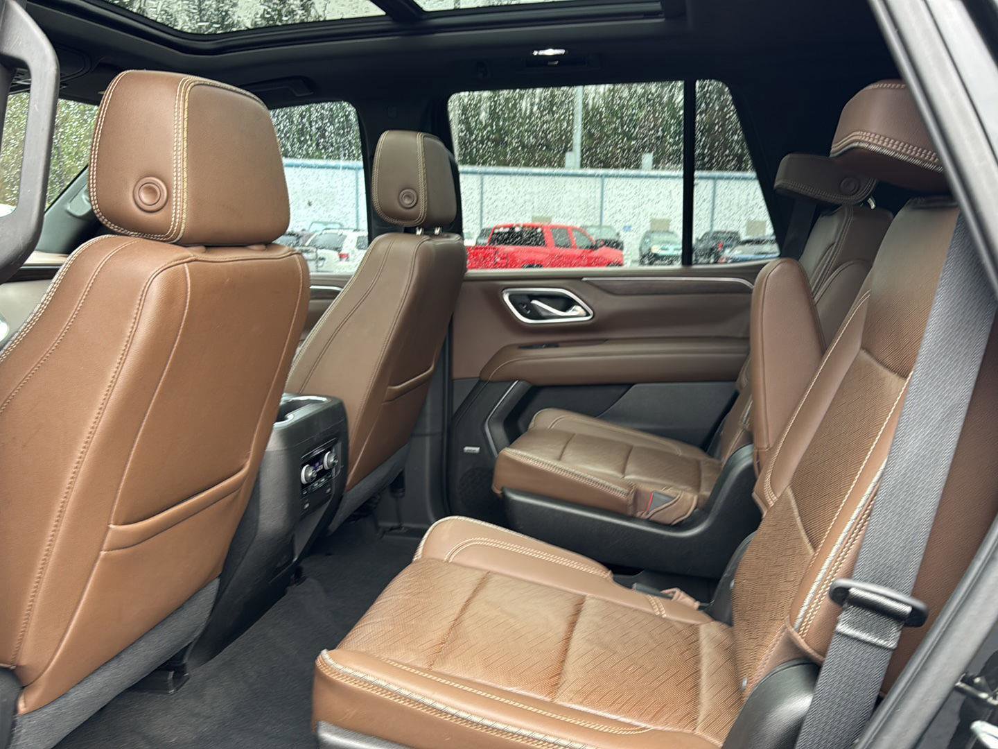 Certified 2021 Chevrolet Tahoe High Country w/ Premium Package image 9