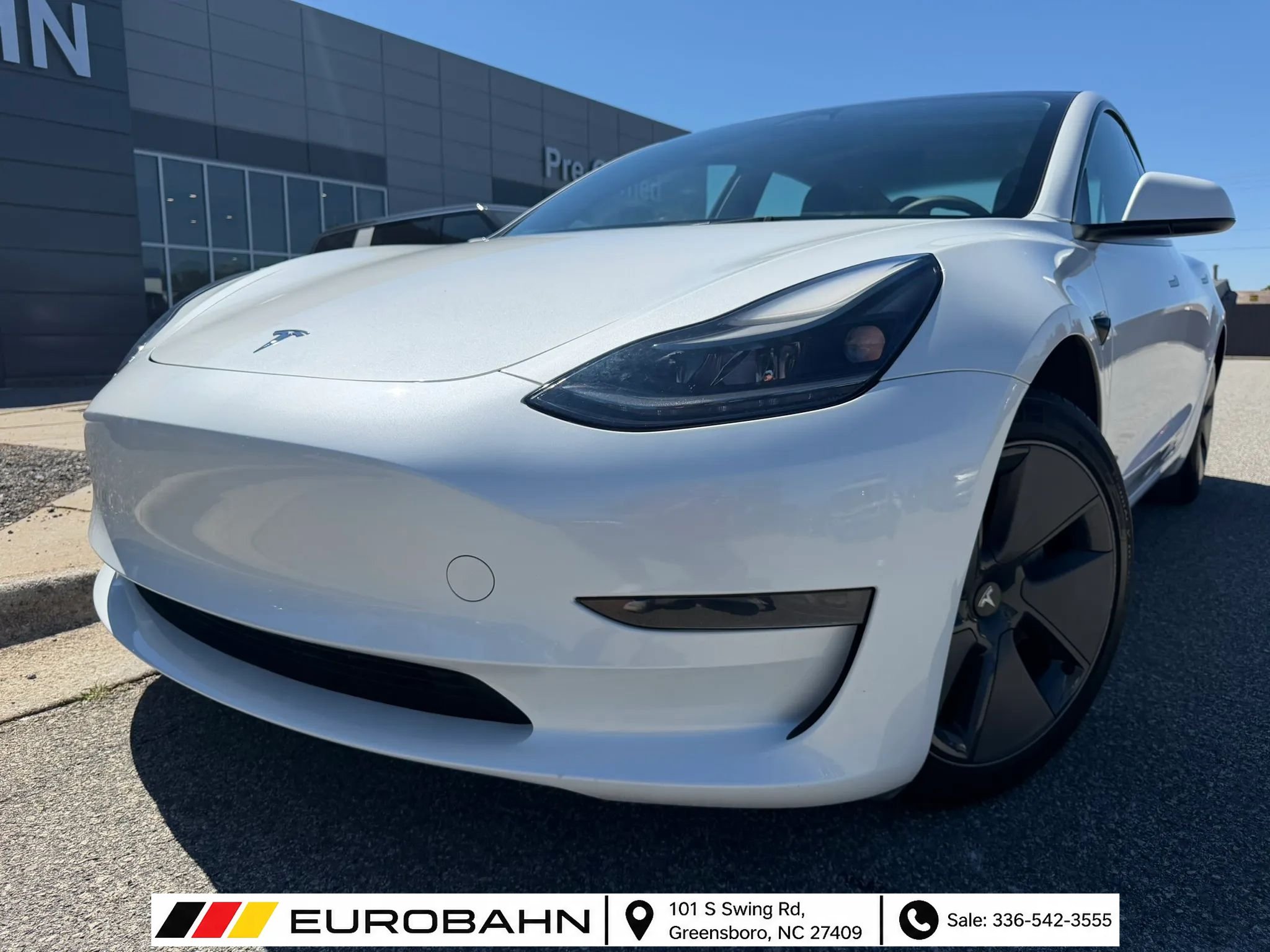 Used 2023 Tesla Model 3 Standard Range RWD image 1