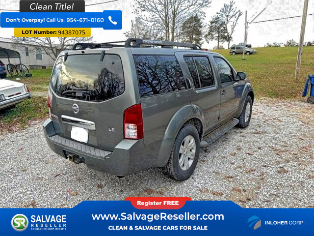 Used 2007 Nissan Pathfinder LE w/ LE Navigation Pkg image 5