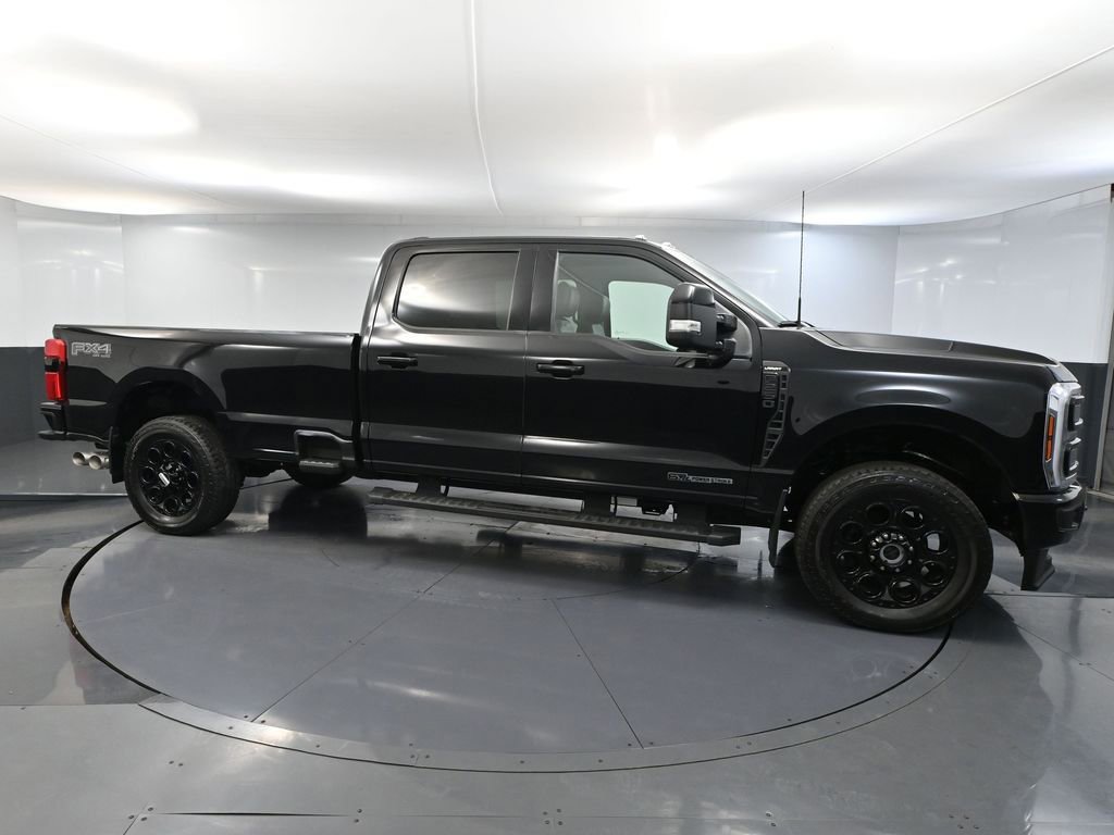Used 2024 Ford F250 Lariat w/ Black Appearance Package image 4
