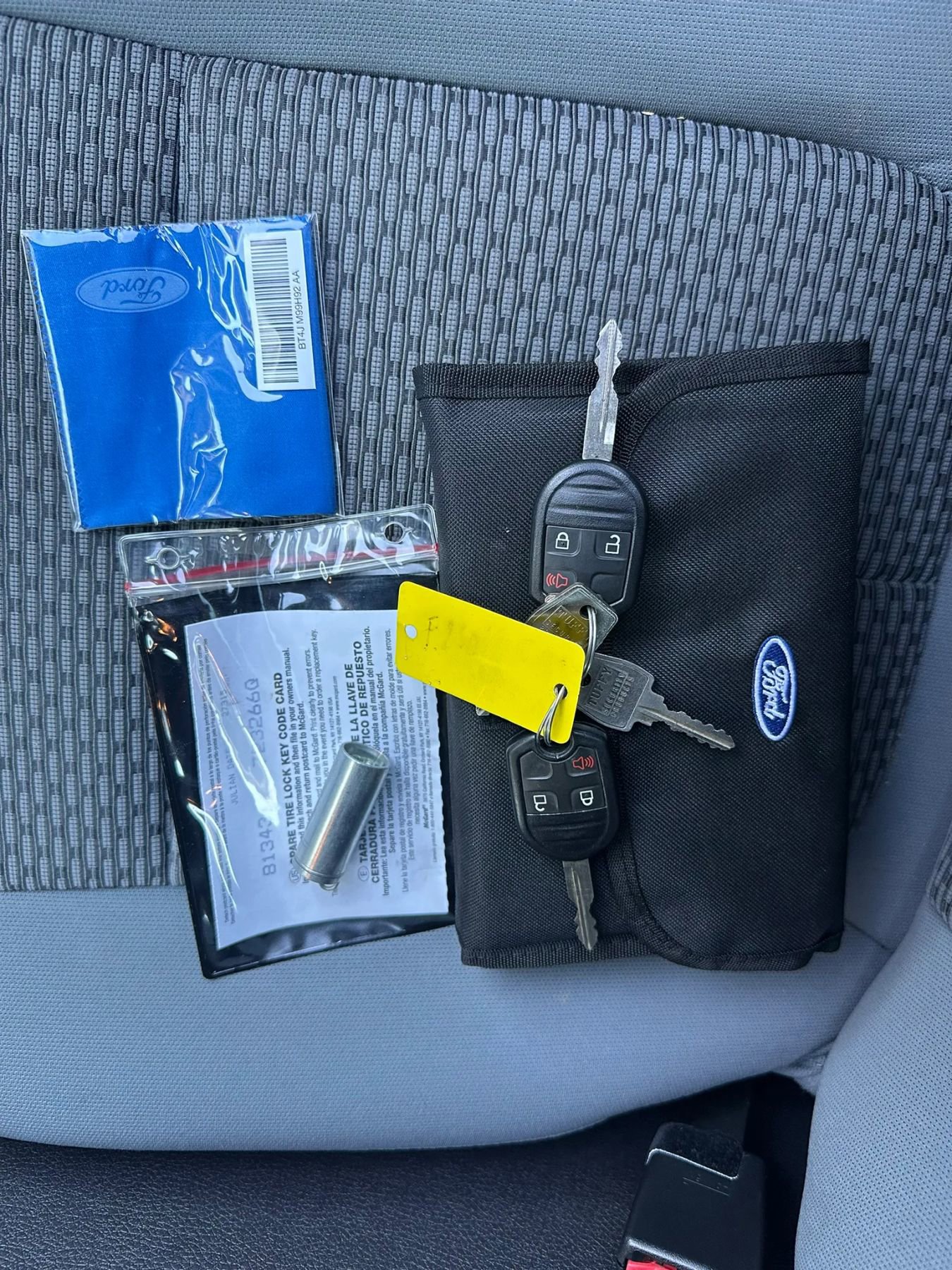 Used 2016 Ford F250 XLT w/ XLT Interior Package image 16