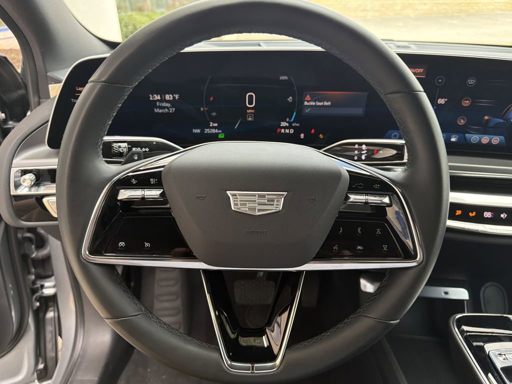 Used 2024 Cadillac Lyriq Tech image 18