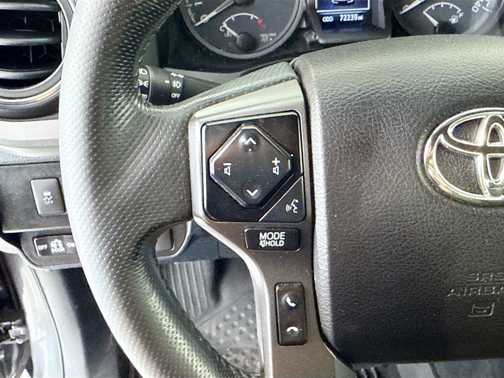 Used 2021 Toyota Tacoma TRD Sport w/ Technology Package RWD image 11