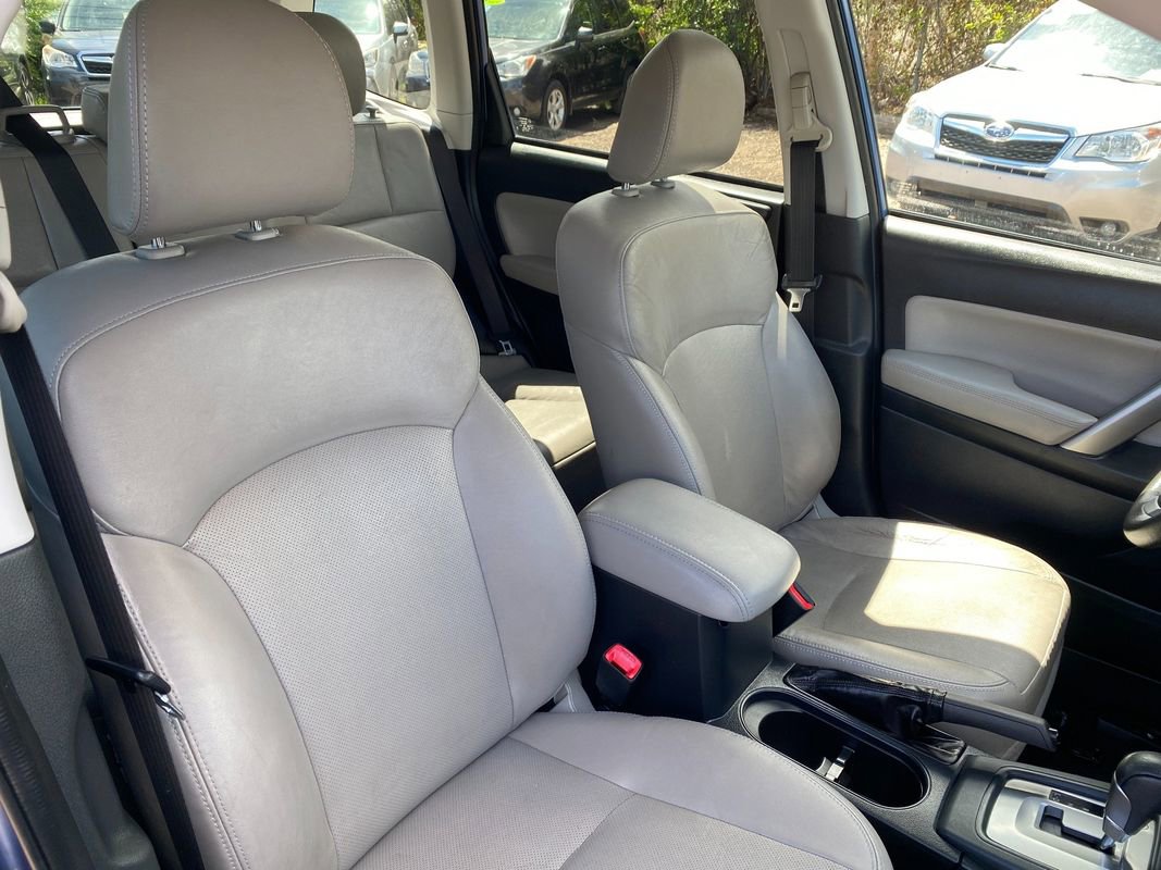 Used 2016 Subaru Forester 2.5i Limited AWD/4WD image 16