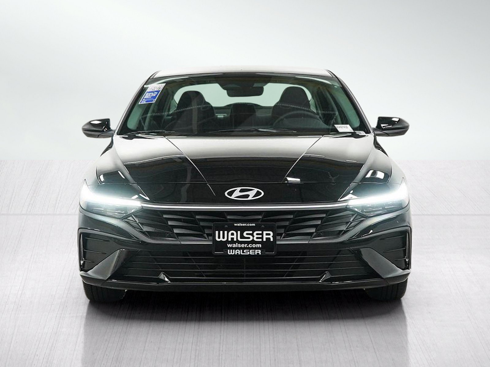 Used 2026 Hyundai Elantra SE FWD image 8