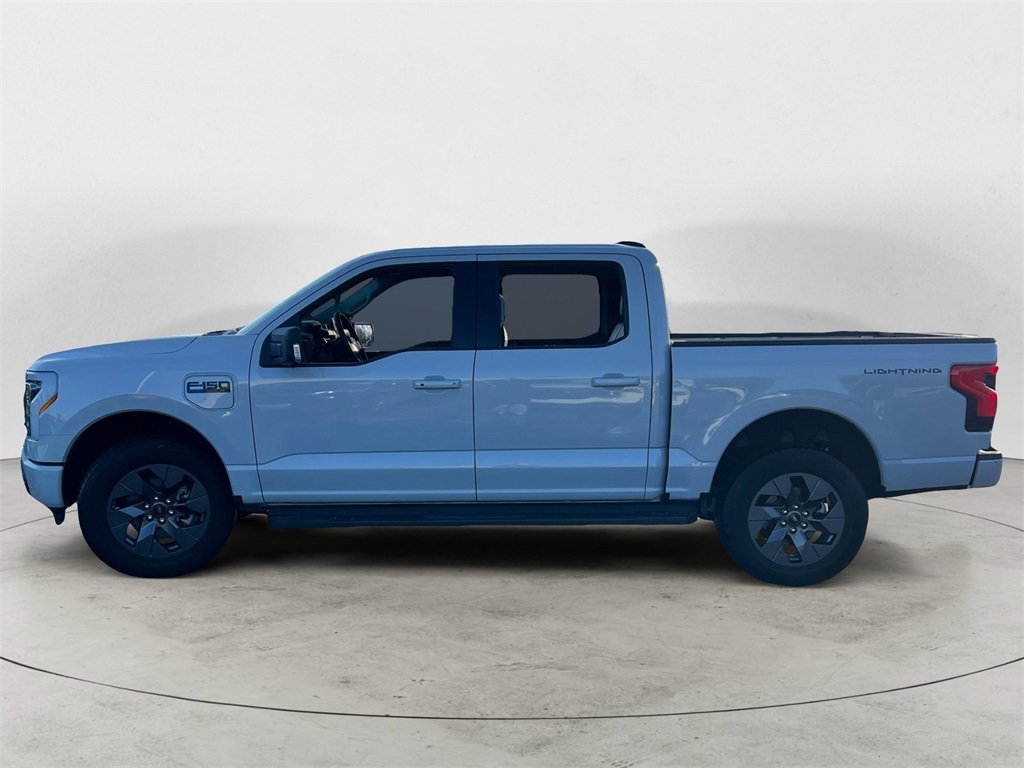 Used 2025 Ford F150 Lightning Flash image 5