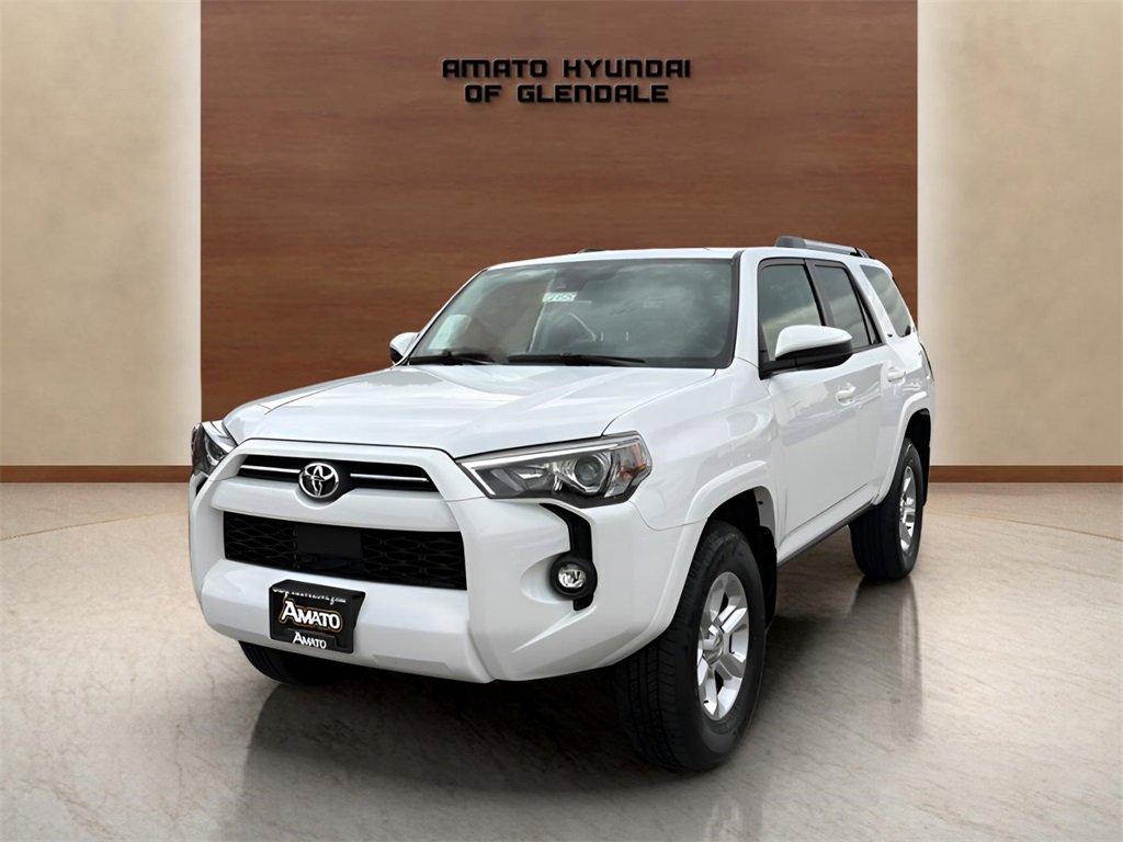 Used 2024 Toyota 4Runner SR5 image 2