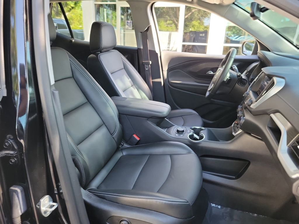 Certified 2023 GMC Terrain SLT w/ Tech Package FWD image 24