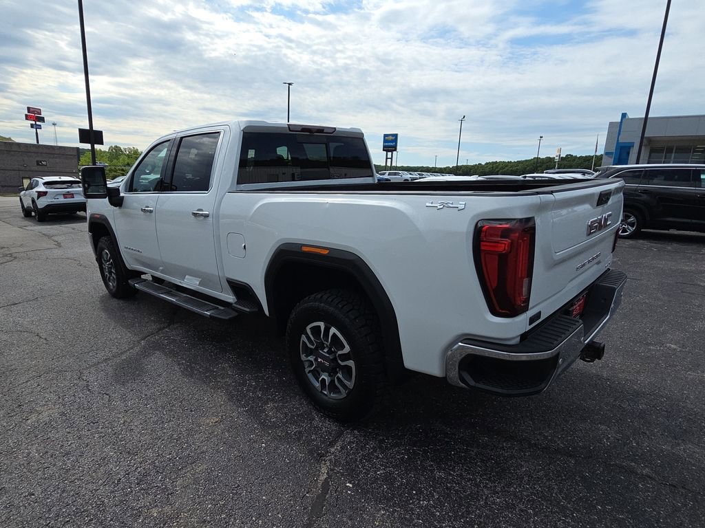 Used 2021 GMC Sierra 2500 SLT w/ SLT Premium Package AWD/4WD image 6