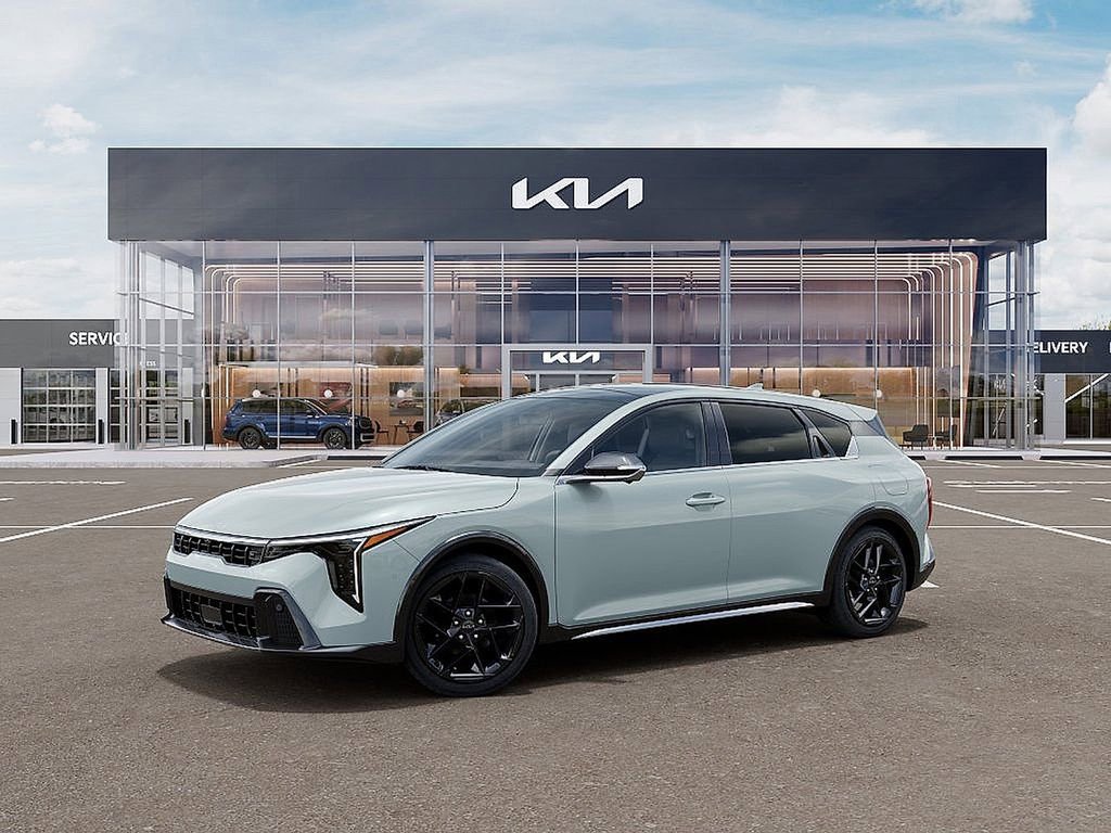 New 2026 Kia K4 GT-Line Turbo image 3