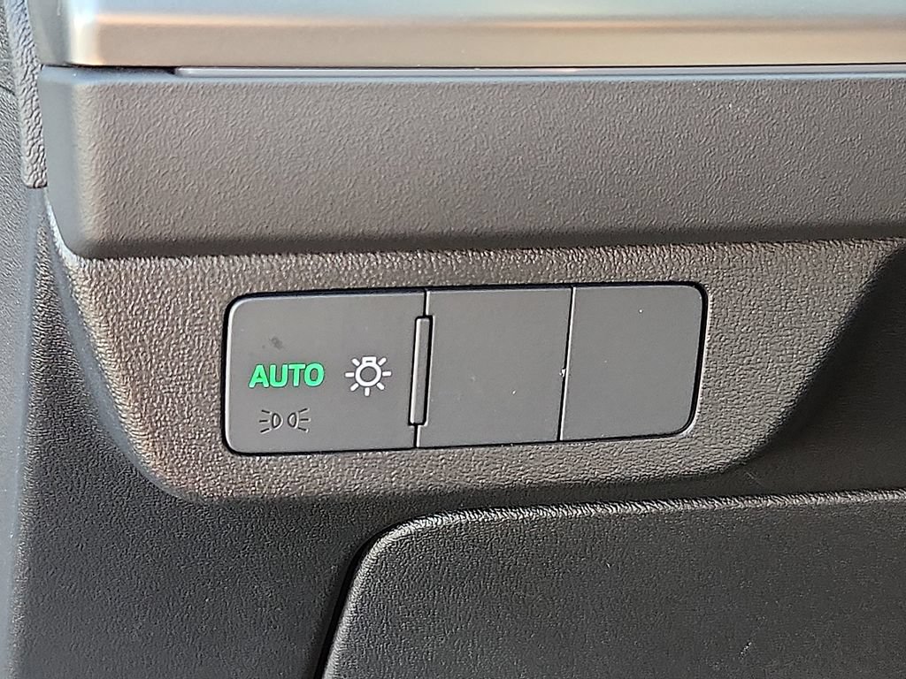 Certified 2025 Audi Q4 e-tron Premium Plus w/ Premium Plus RWD image 23