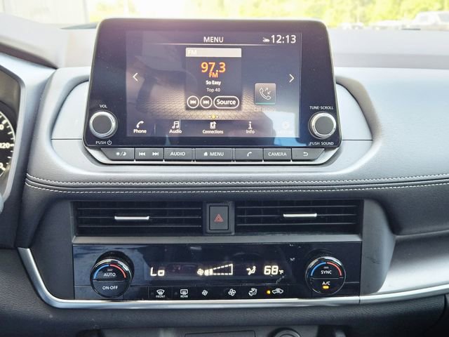 Certified 2023 Nissan Rogue SV FWD image 22