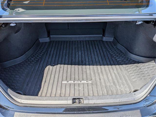 Used 2025 Toyota Camry XSE FWD image 6