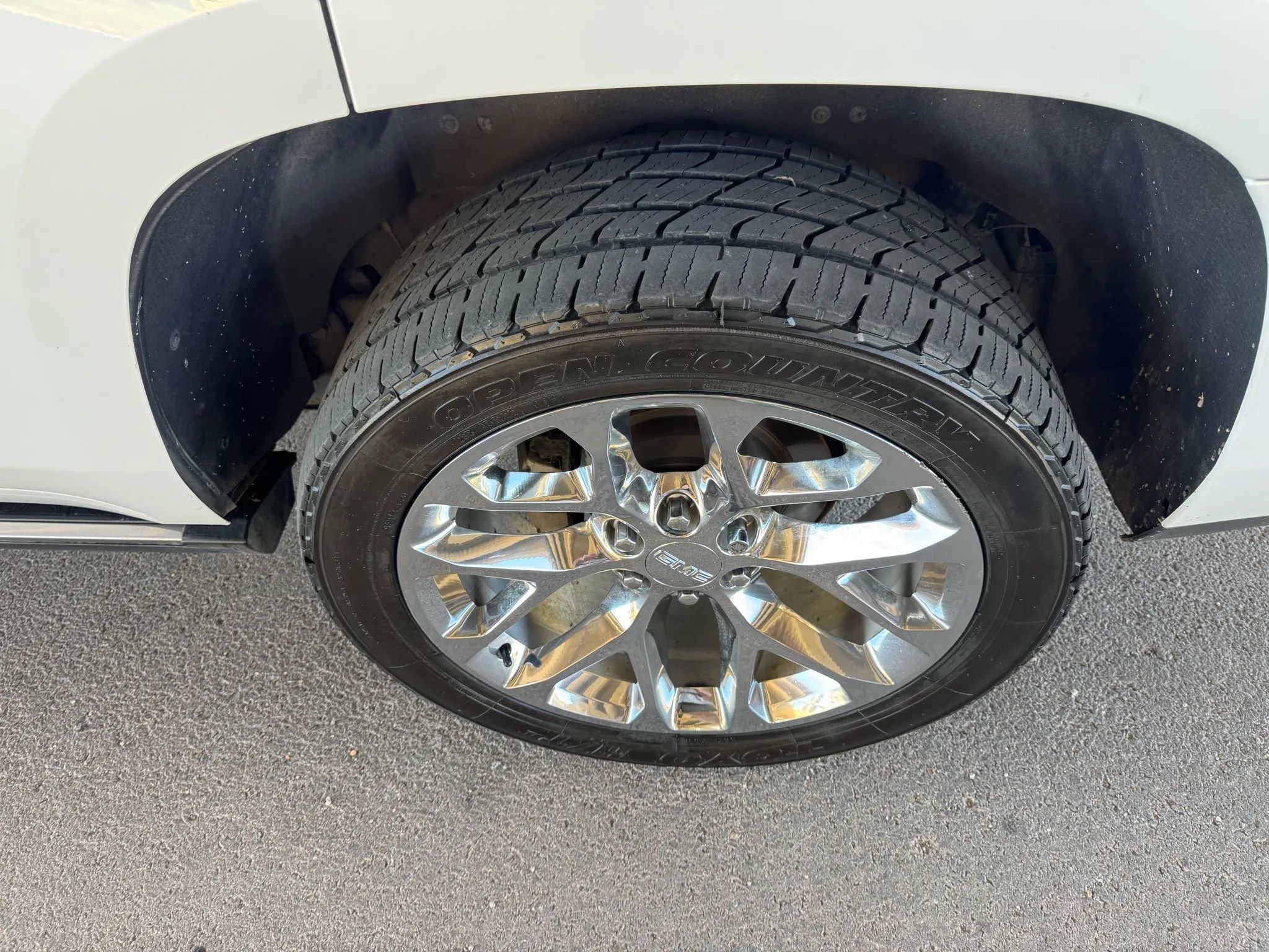 Used 2019 GMC Yukon Denali w/ Denali Ultimate Package image 35