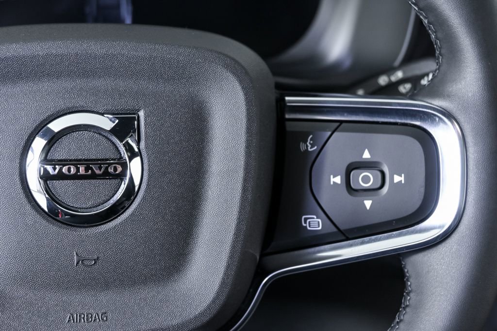 Used 2023 Volvo C40 P8 Recharge Ultimate image 13