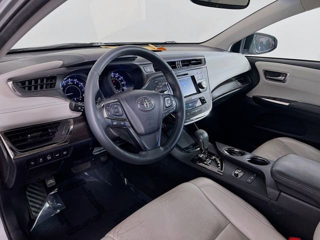 Used 2016 Toyota Avalon Limited w/ Toyota Safety Sense Package image 10