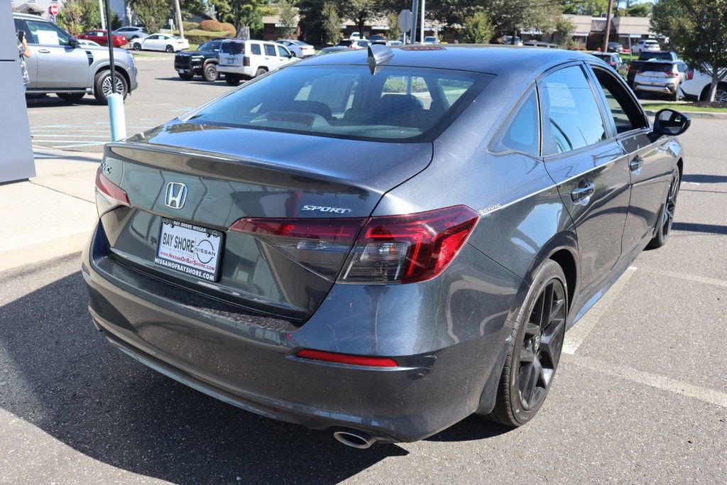 Used 2025 Honda Civic Sport image 6