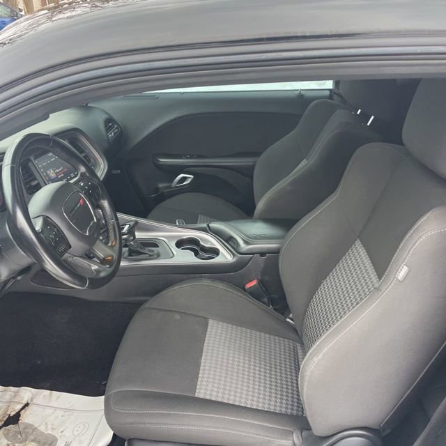 Used 2023 Dodge Challenger GT w/ Blacktop Package image 17