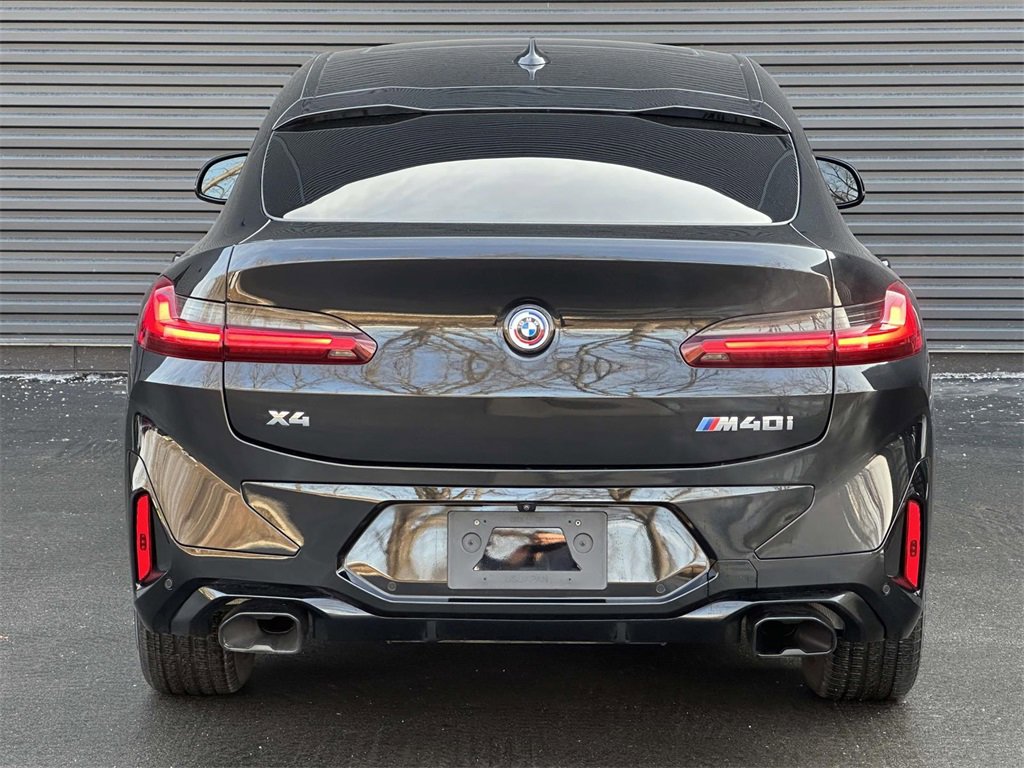 Used 2023 BMW X4 M40i w/ Premium Package image 4
