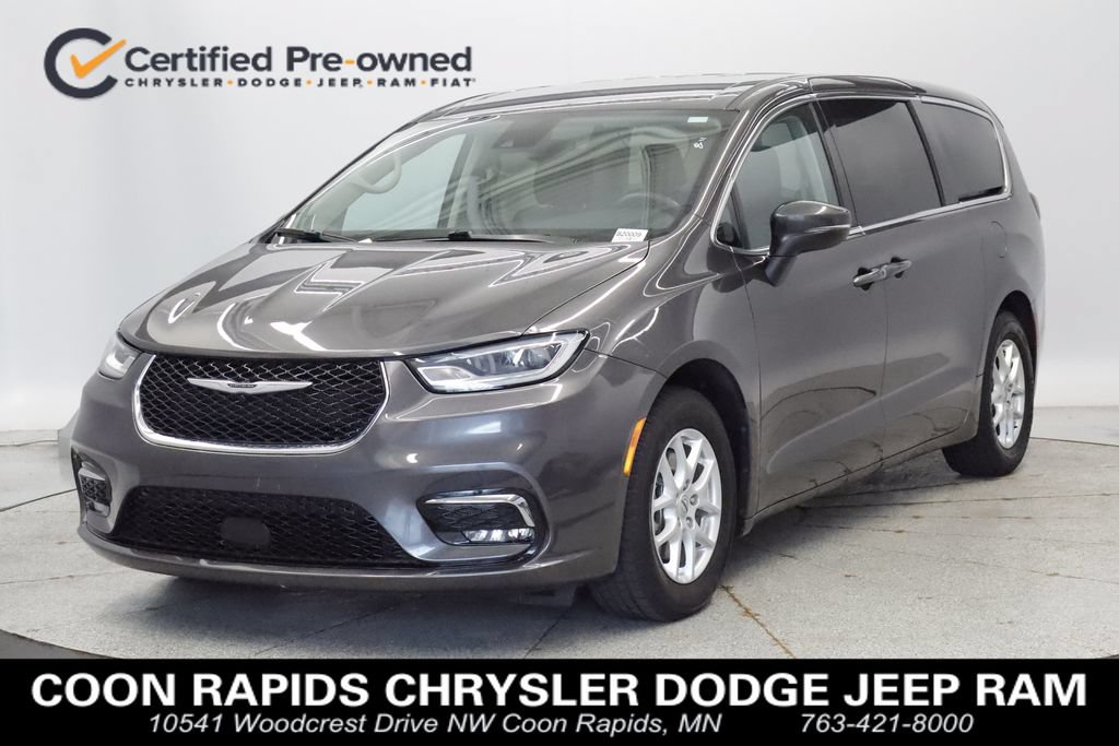 Certified 2023 Chrysler Pacifica Touring-L FWD image 1