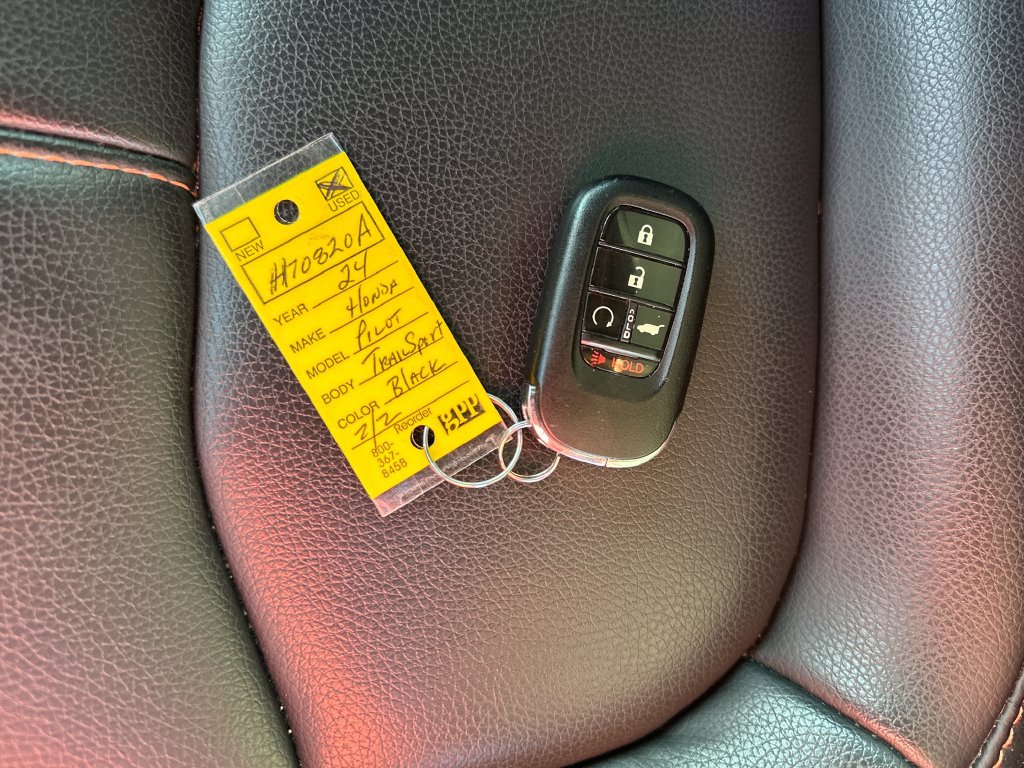 Used 2024 Honda Pilot TrailSport image 28
