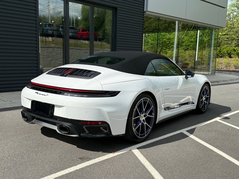Certified 2026 Porsche 911 Carrera T RWD image 7