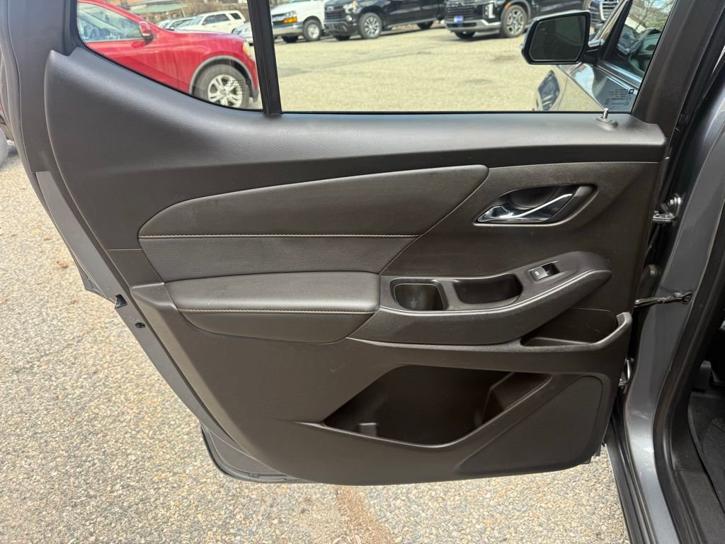 Used 2019 Chevrolet Traverse Premier w/ LPO, Floor Liner Package AWD/4WD image 17
