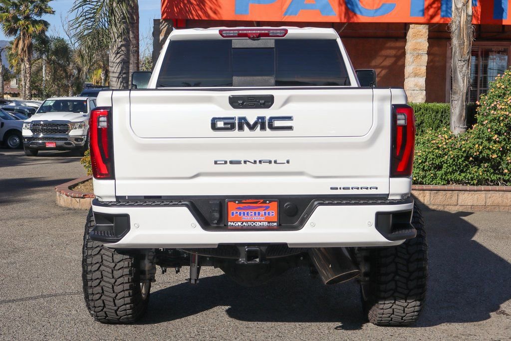 Used 2024 GMC Sierra 2500 Denali Ultimate image 7