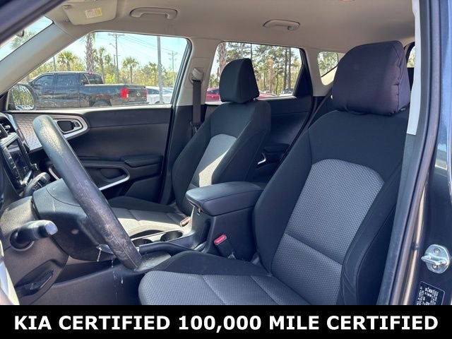 Used 2022 Kia Soul LX w/ Technology Package image 10