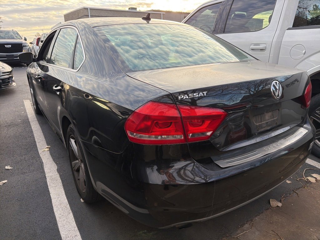 Used 2014 Volkswagen Passat 1.8T Wolfsburg Edition image 4